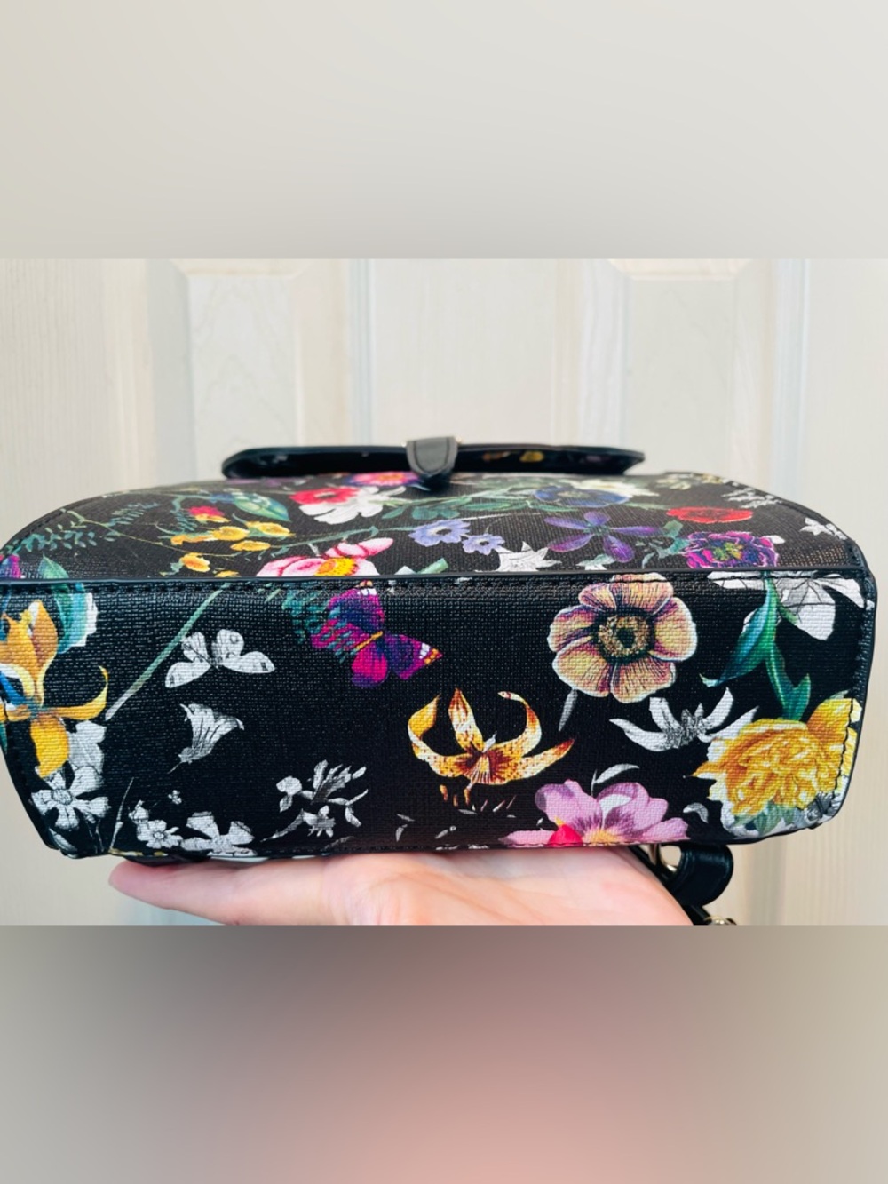 NEW Floral Print Black Backpack Purse - Picture 10 of 10